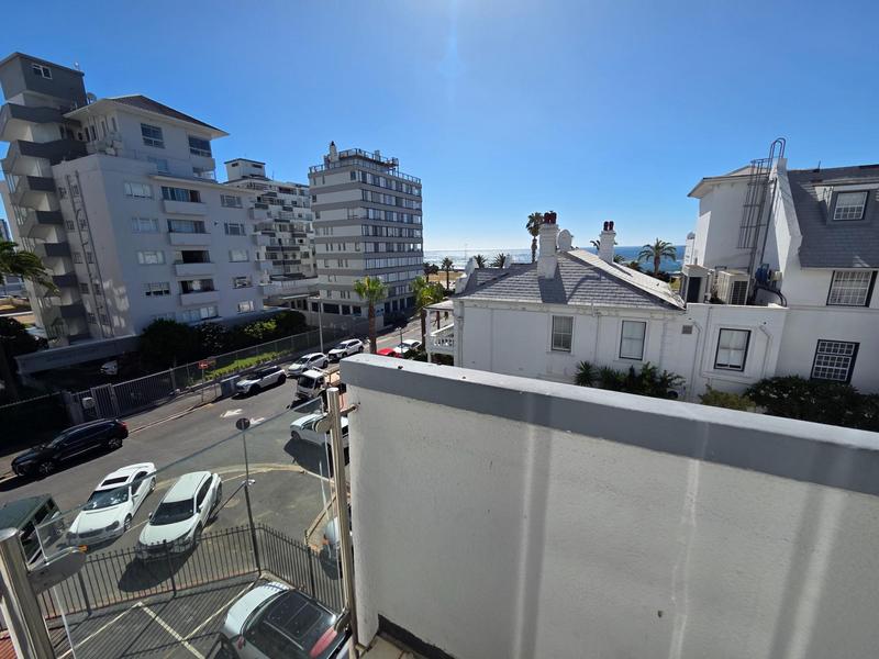 To Let 3 Bedroom Property for Rent in Sea Point Western Cape